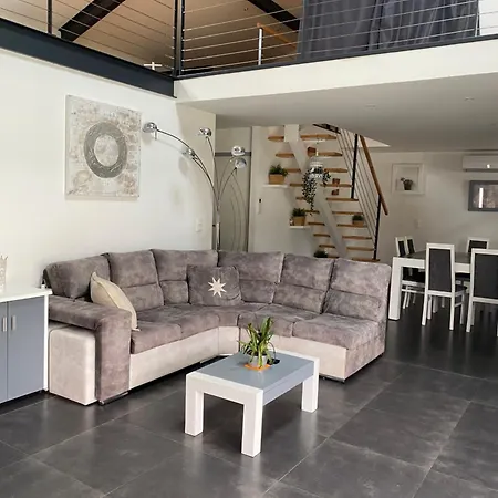 Вилла Avec Piscine Entre Et Montagne Аскен