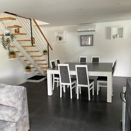 Avec Piscine Entre Et Montagne Вилла Аскен