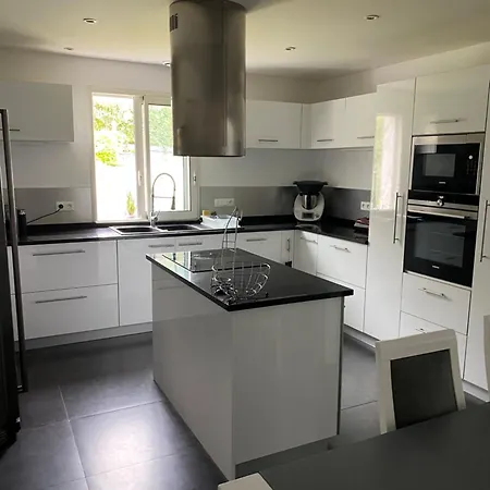 Avec Piscine Entre Et Montagne