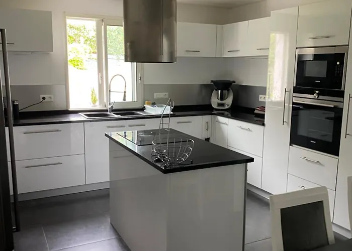 Avec Piscine Entre Et Montagne